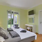 A בית נופש *